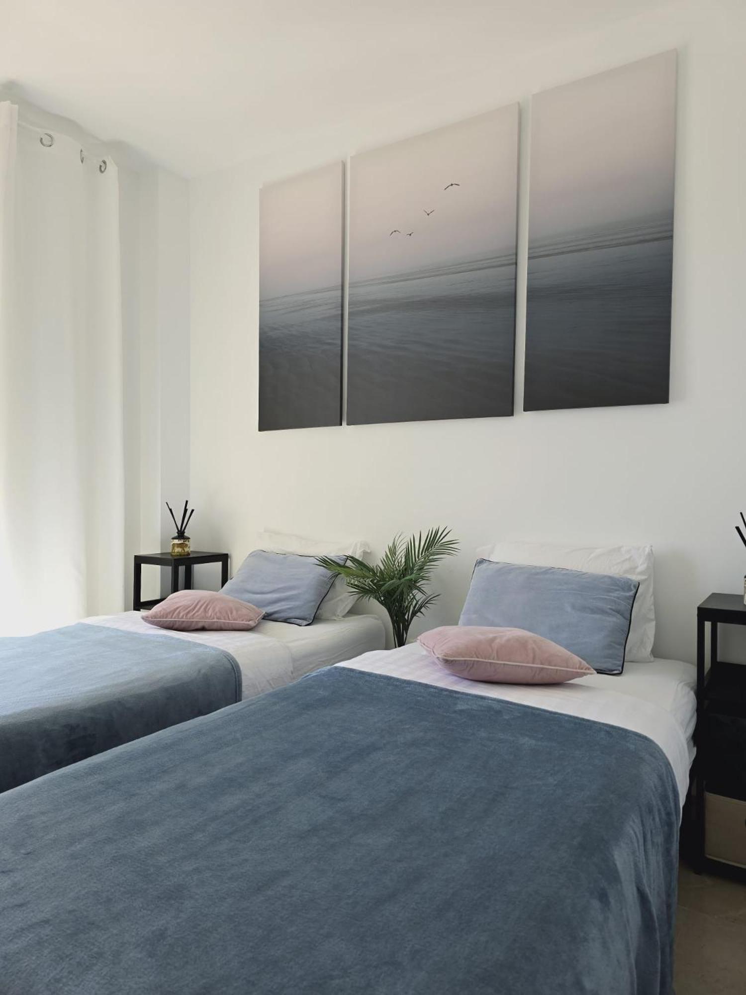 Seaside Serenity - Stylish Apartment With Spectacular Views マニルバ エクステリア 写真